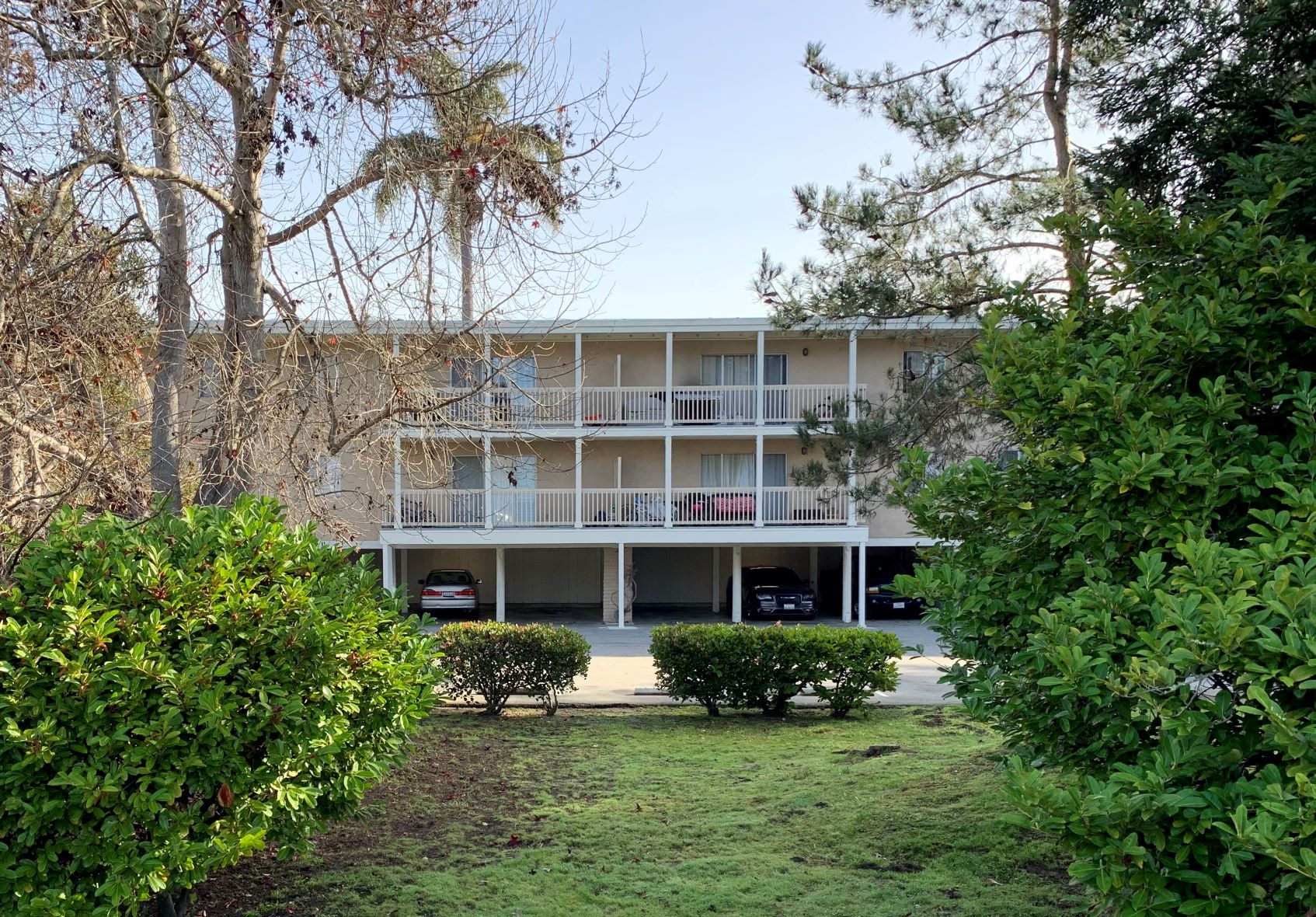 Apartments on Corcoran Ave · Santa Cruz photo 3